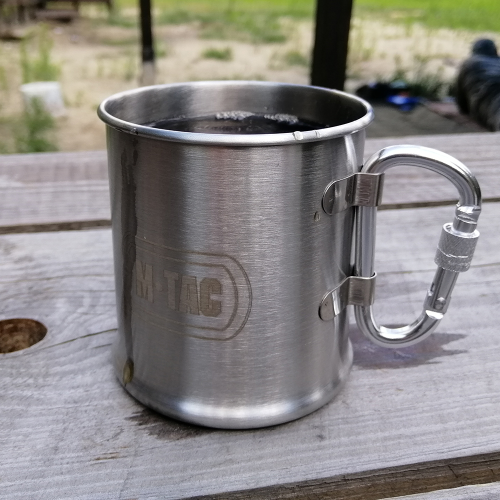 кружка з карабіном